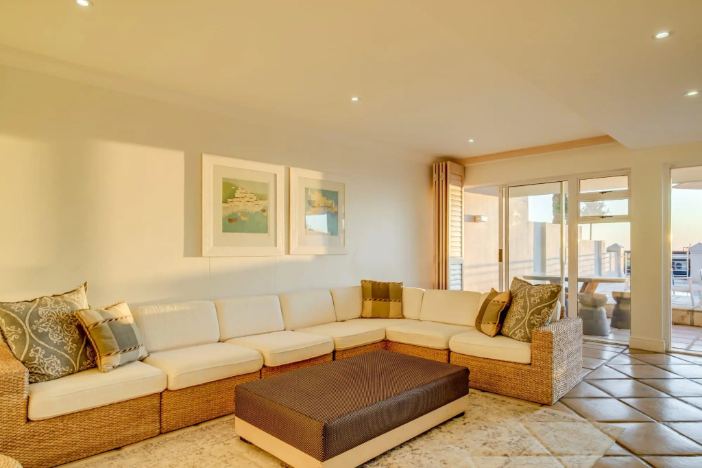 Modern Camps Bay Villa With Sea Views and Private Pool A on the Bay