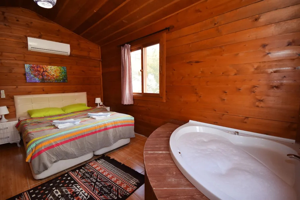 Villa Belize 1 by Helaltatilvillari