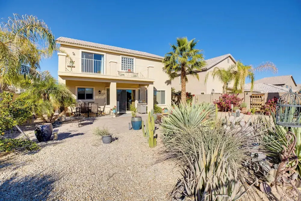 Golfer's Oasis w/ Balcony & BBQ in San Tan Valley