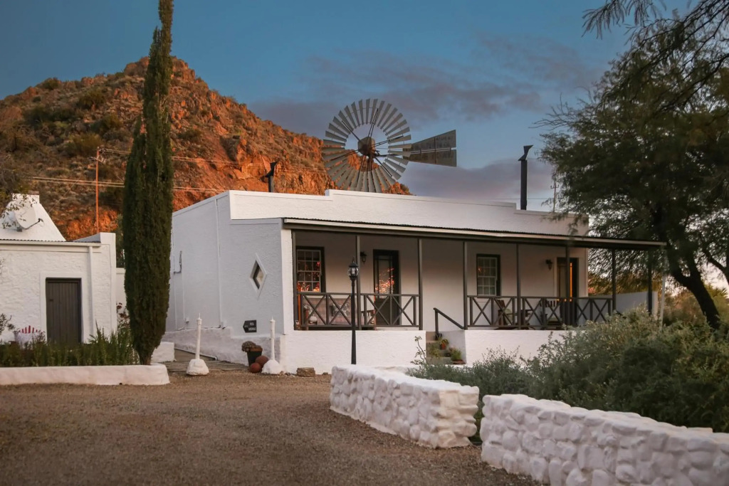 Dennehof Karoo Guesthouse