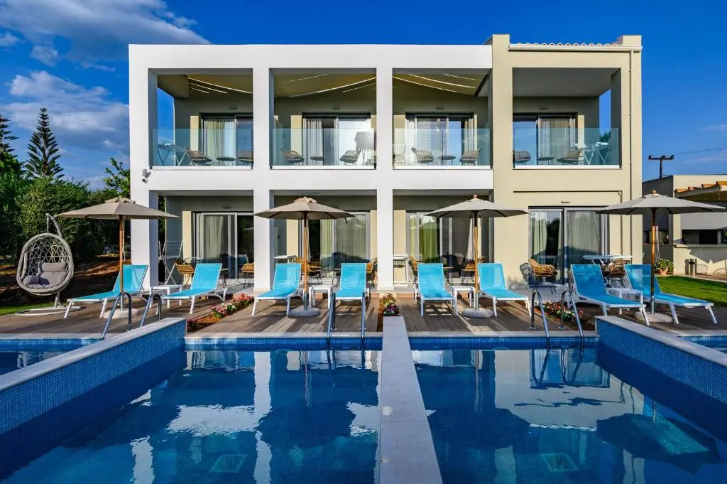 Alonaki Resort