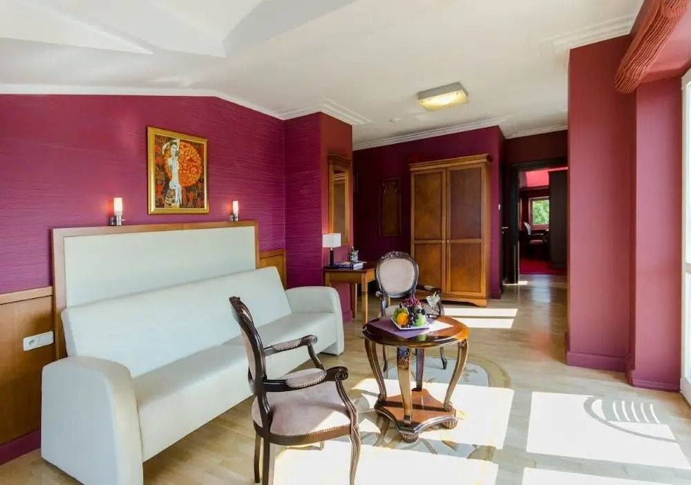 Hotel Apollo