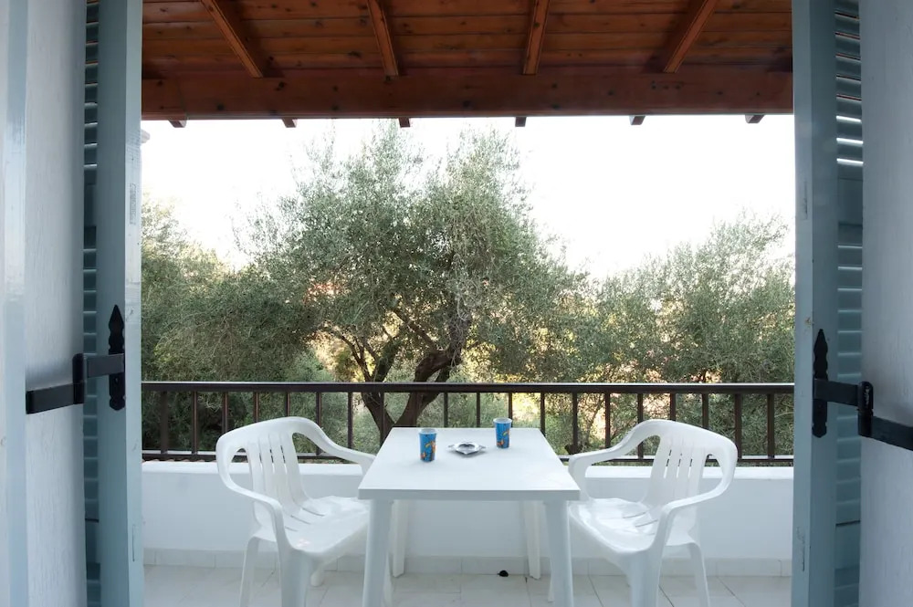 MIRABELLO HOTEL APARTMENTS