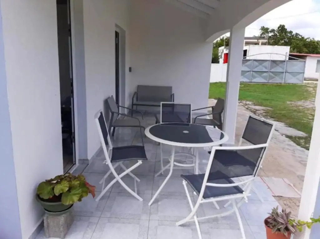 Maison de 2 chambres avec jardin clos a Grand Bourg