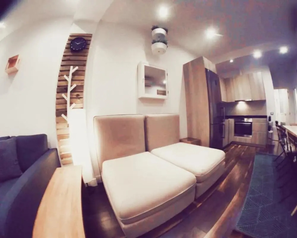 Lollipop Flats City Center Prime Suite