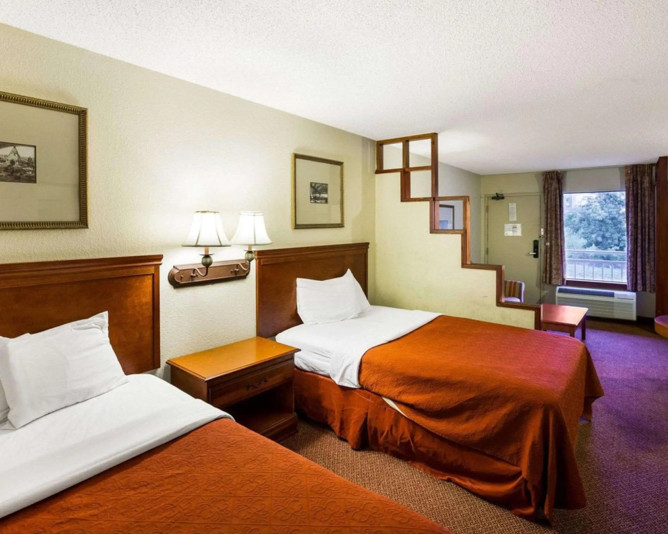 Fiesta Inn and Suites Medical Center I-10