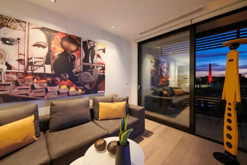 Ma Maison Nο 4, Downtown Loft , Short Walk to Acropolis, Ultra high speed Internet 500 Mbps, Parking upon request, 1' from metro station