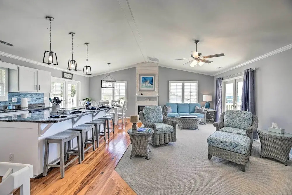 1 Block to Beach: Emerald Isle Gem w/ Ocean View