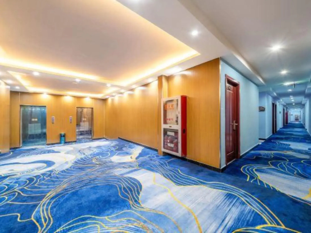 Shanghai Lianjia Boutique Hotel
