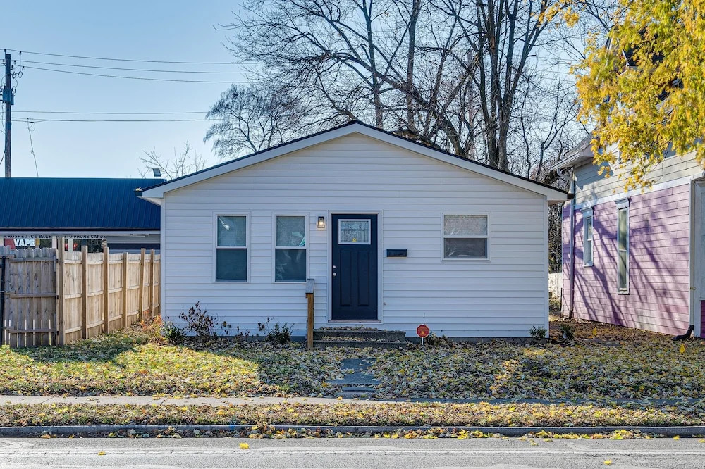 Downtown Indianapolis Home ~ 3 Mi to Canal Walk!