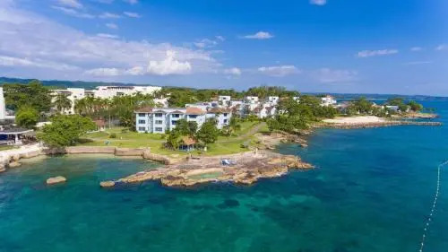 Point Village Beach Studios