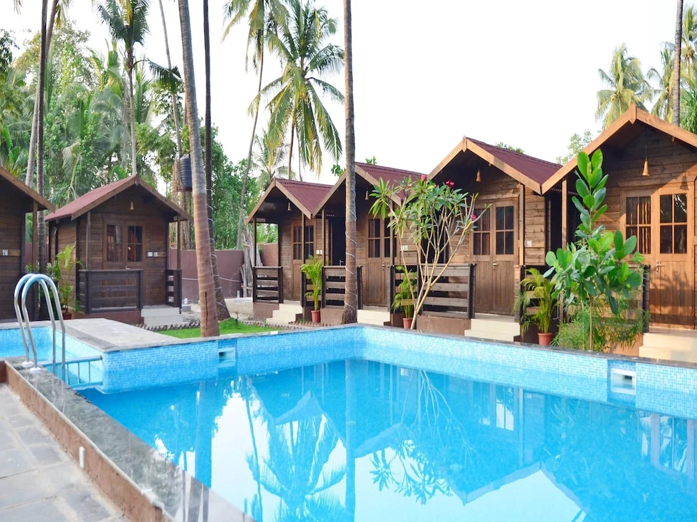Capital O 8058 Map5 Village Resort