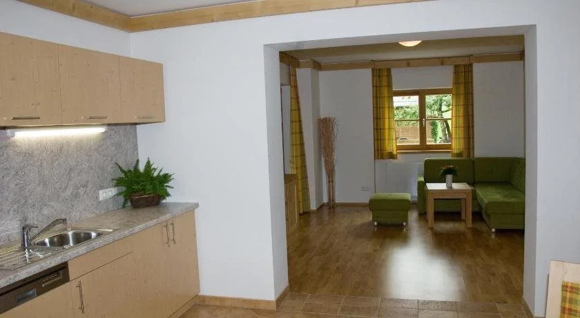 Tierwarthof