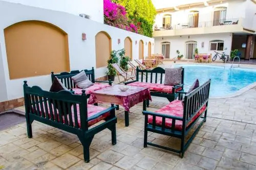 New Yalla Hotel