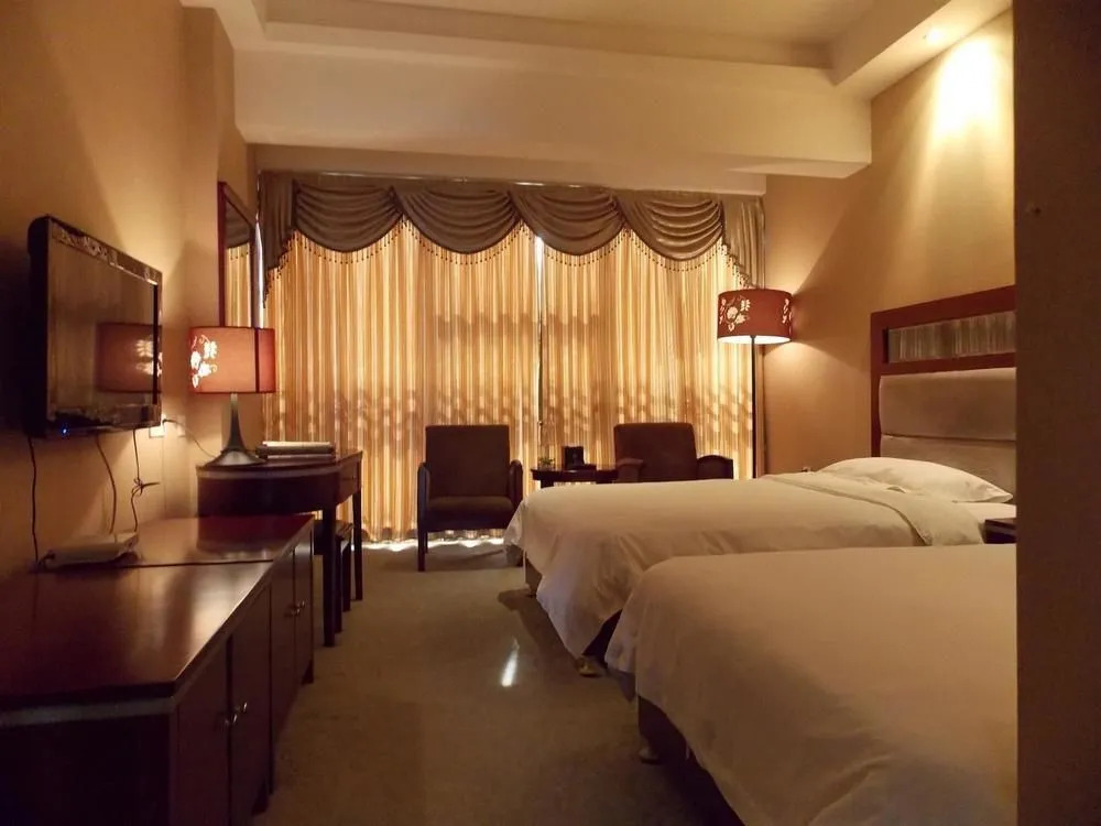 Hanbang Hotel (Hanzhong High-speed Railway Station Central Hospital)(汉邦酒店(汉中高铁站中心医院店))