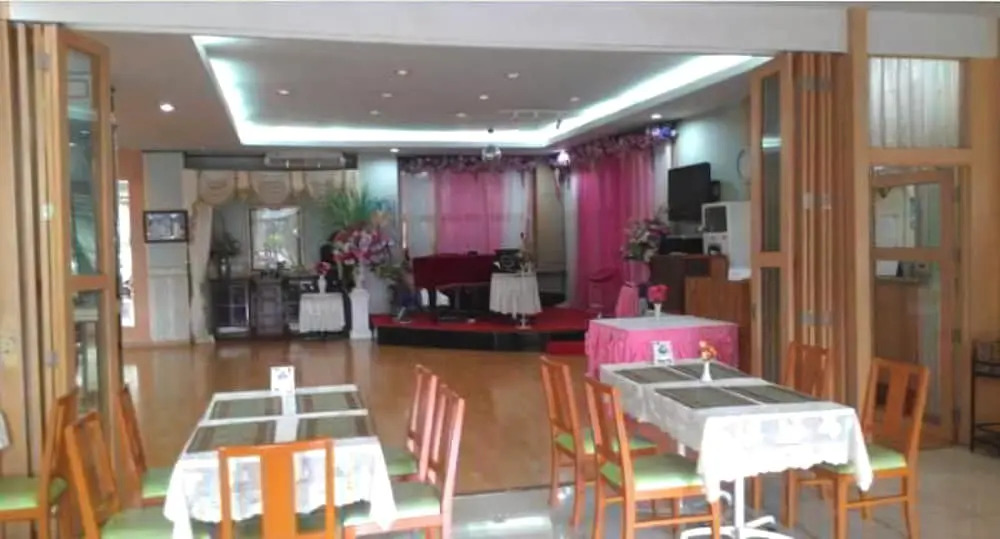 Chawamit Residence Bangkok