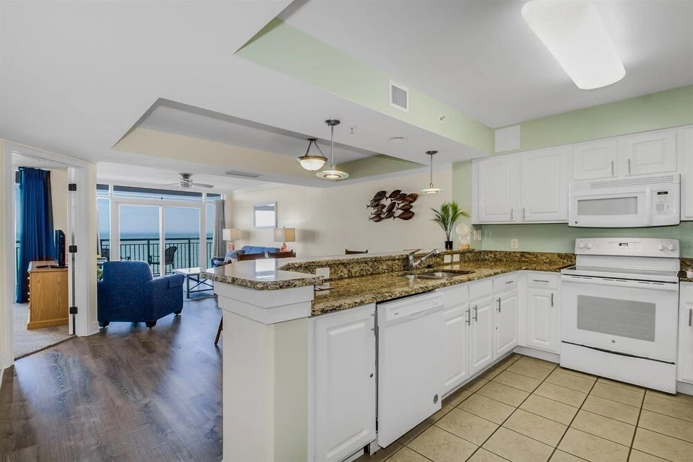 Paradise Resort 410
