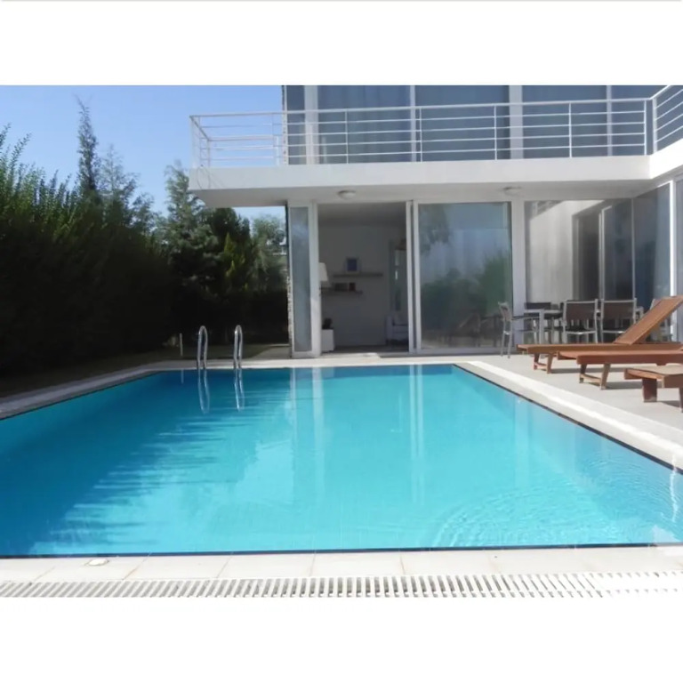 Novron Villa 11