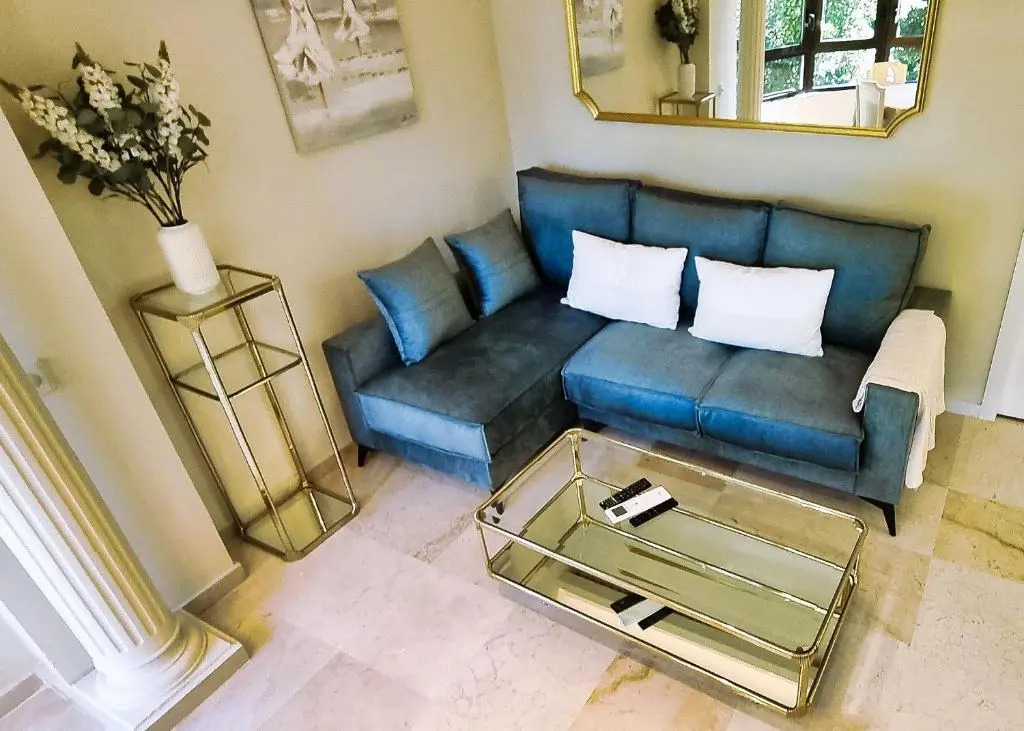 Spacious Renovated 1-Bedroom Apartment in Marbella Center with Parking