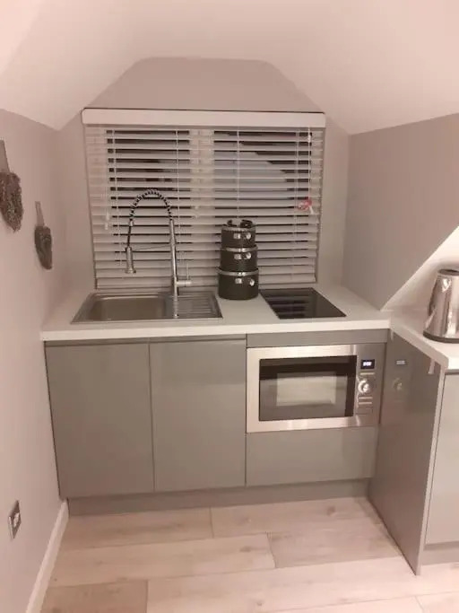 Contemporary Style Studio