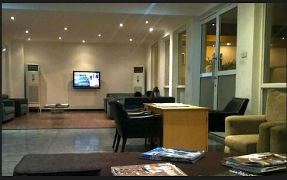 Karma Hotel