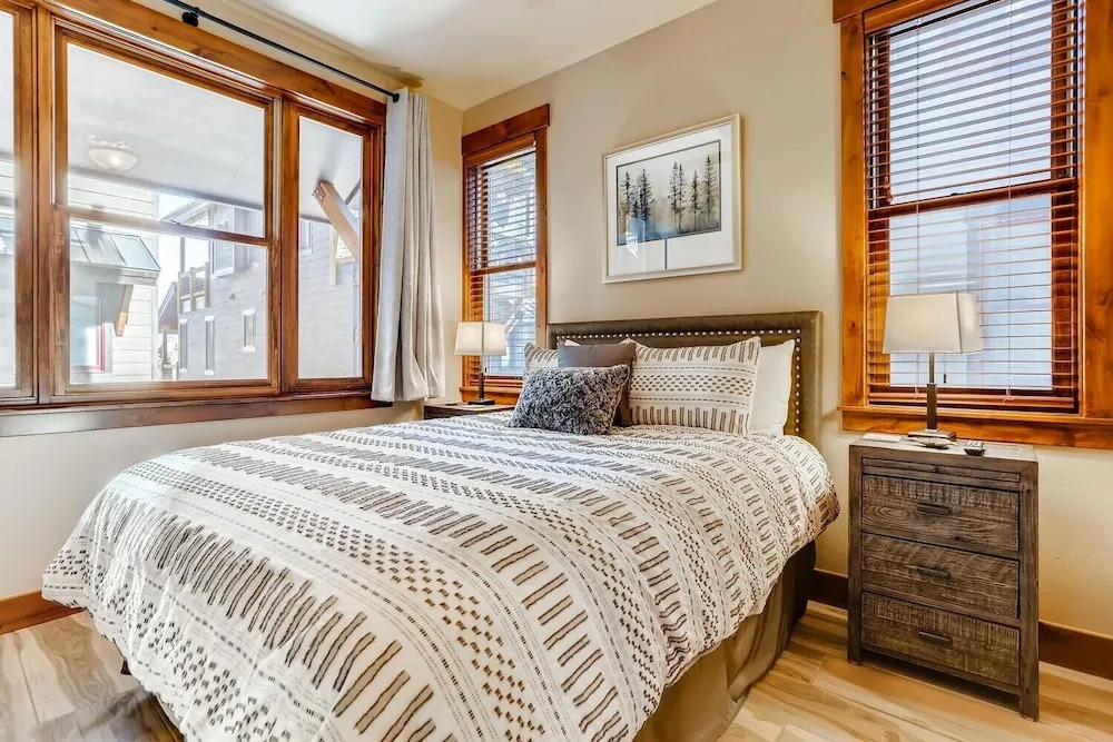 S On Galena #8 3 Bedroom Townhouse by RedAwning