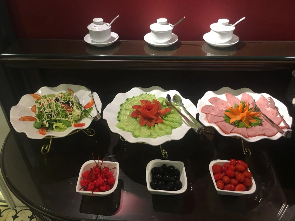 Golden Rooster Hotel