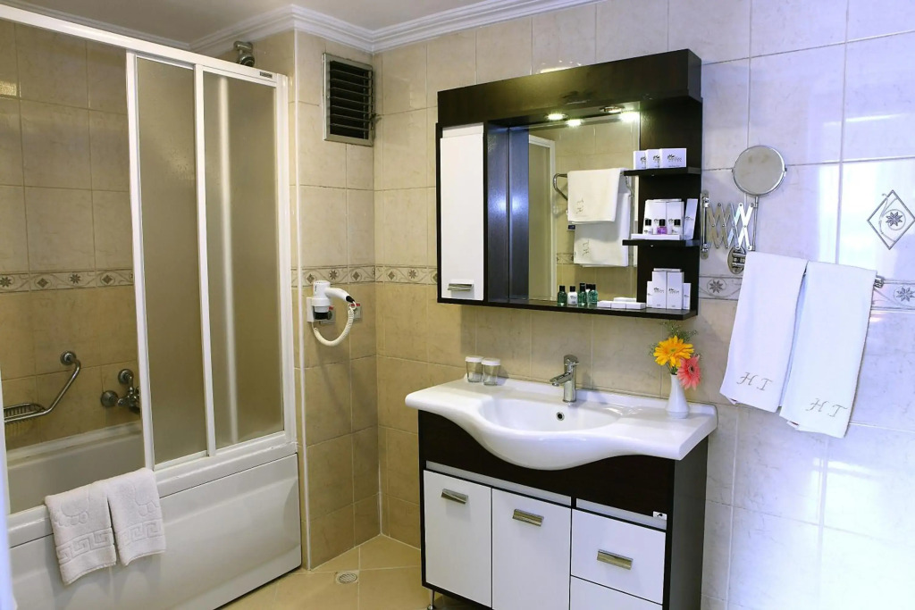 Buyuk Saruhan Hotel