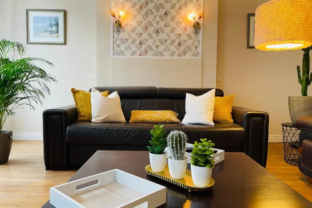 Charming 3-bedroom apartment in the heart of Tours