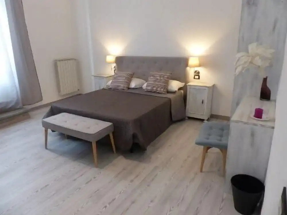 Gialel Pisa Guest House