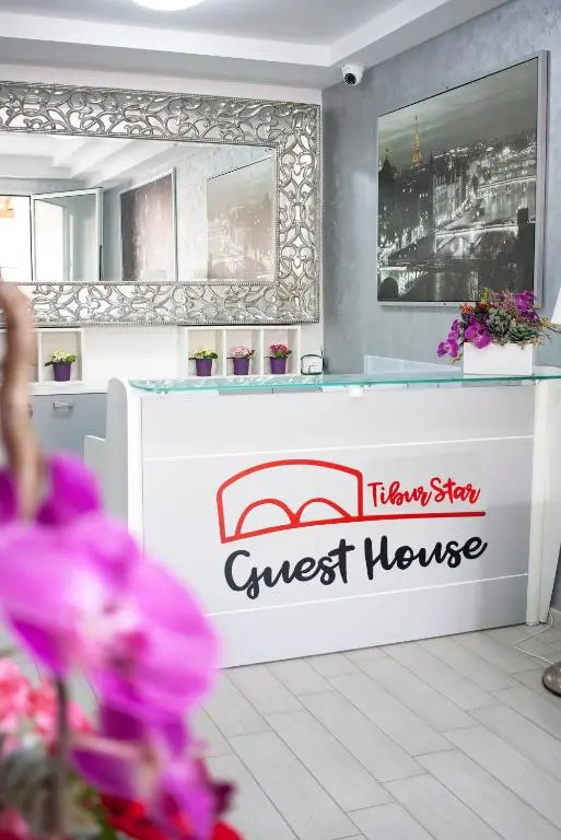 TIBUR STAR Guest House