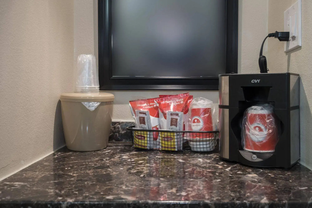 Red Roof Inn PLUS+ Poughkeepsie
