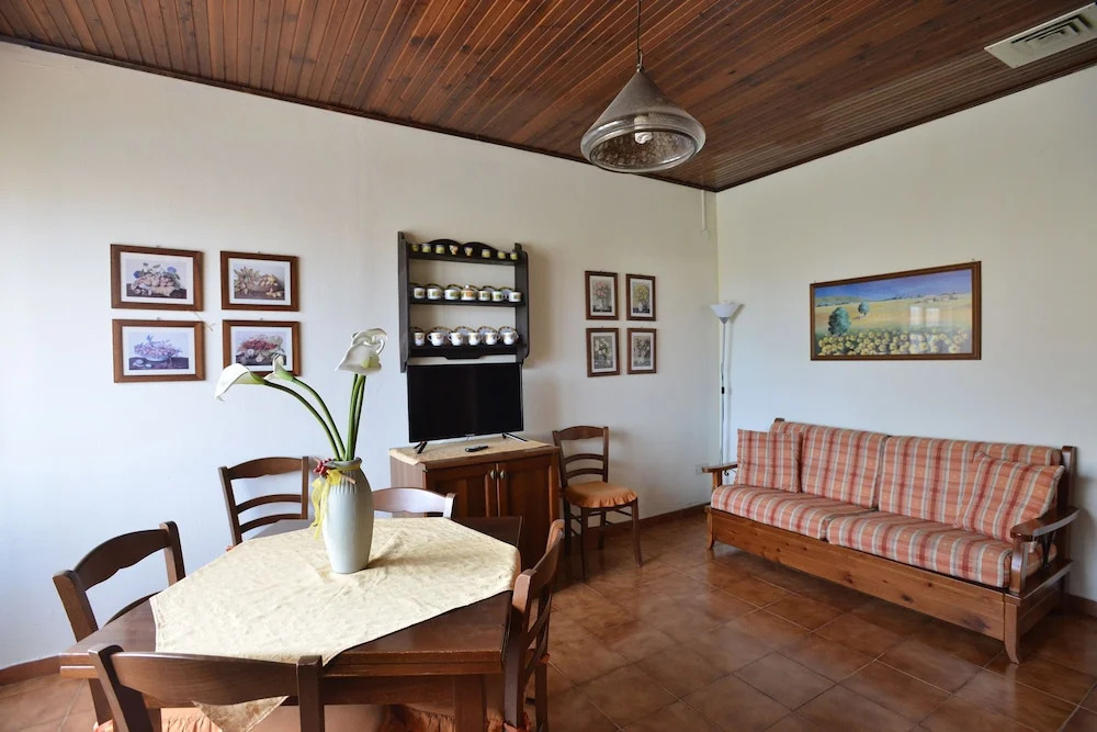 IzzHome Pula Crispi