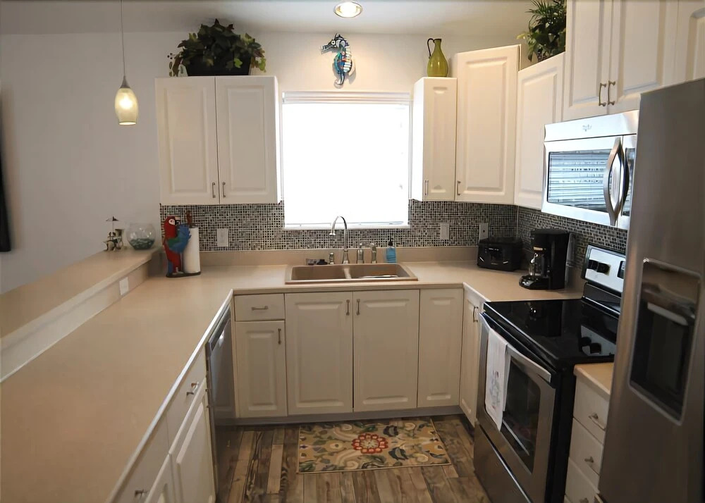 3 Bedroom, 2 Bath, Ocean View Home - Pure Paradise