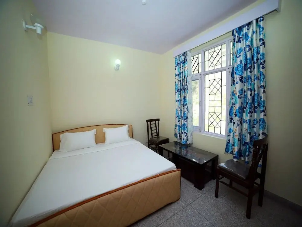 OYO 12697 Home Valley View New Shimla