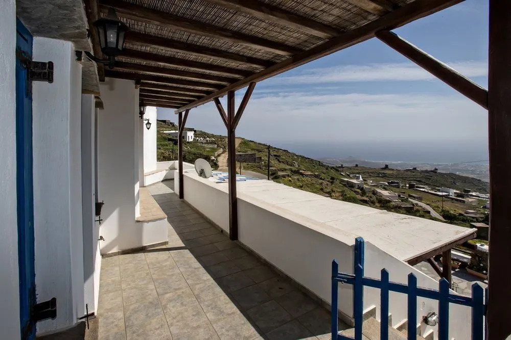 Tinos Delight