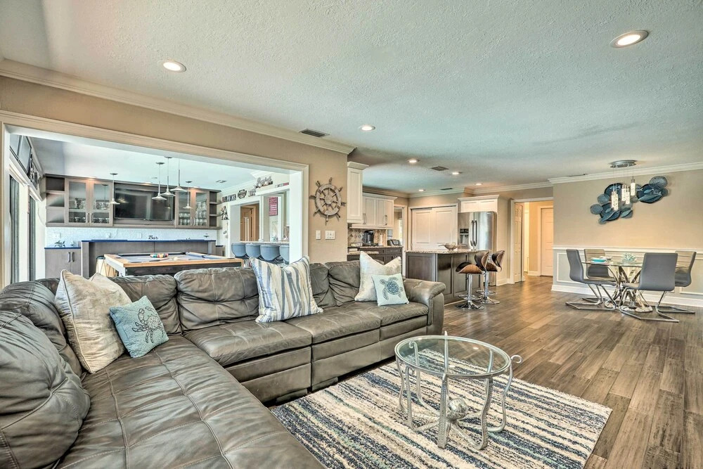 Luxe Cape Coral Escape w/ Pool: 4 Mi to Beach