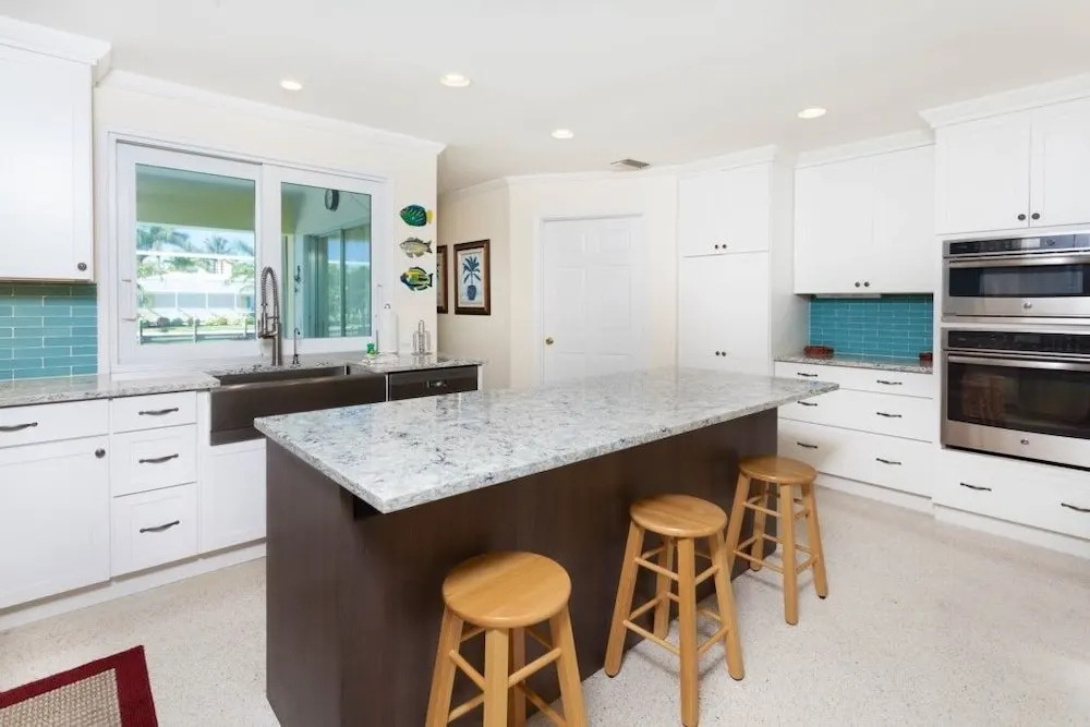 Palmview by RedAwning