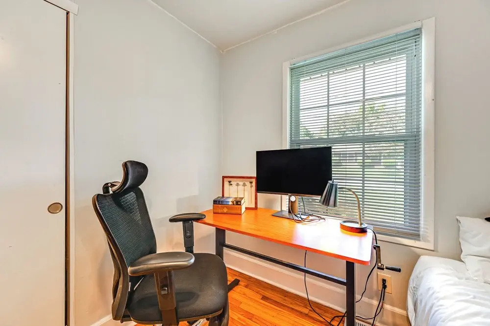 Eclectic Winston-salem Home: 3 Mi to Downtown!