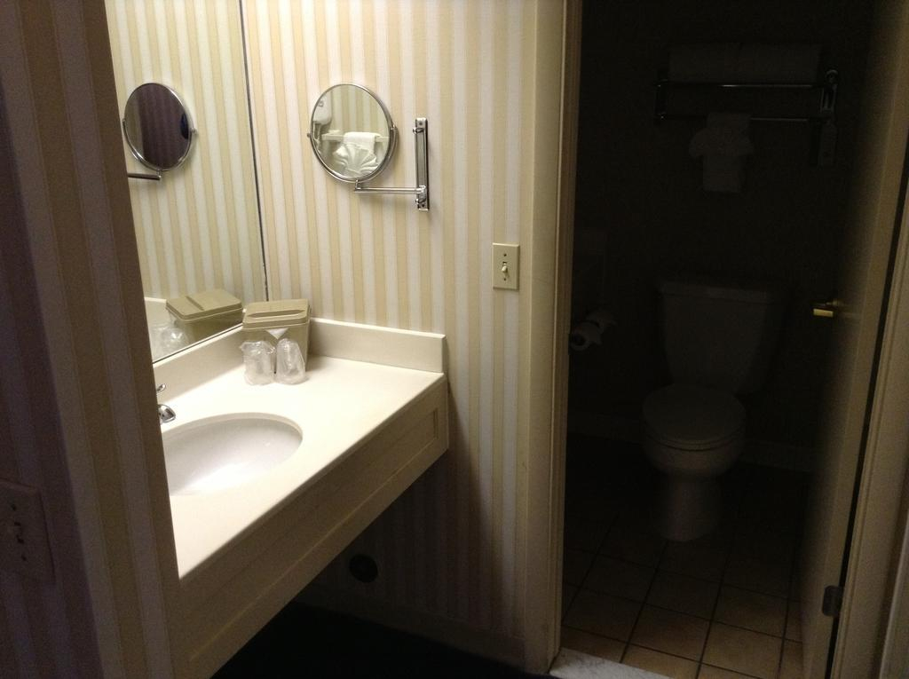 Royal Garden Inn