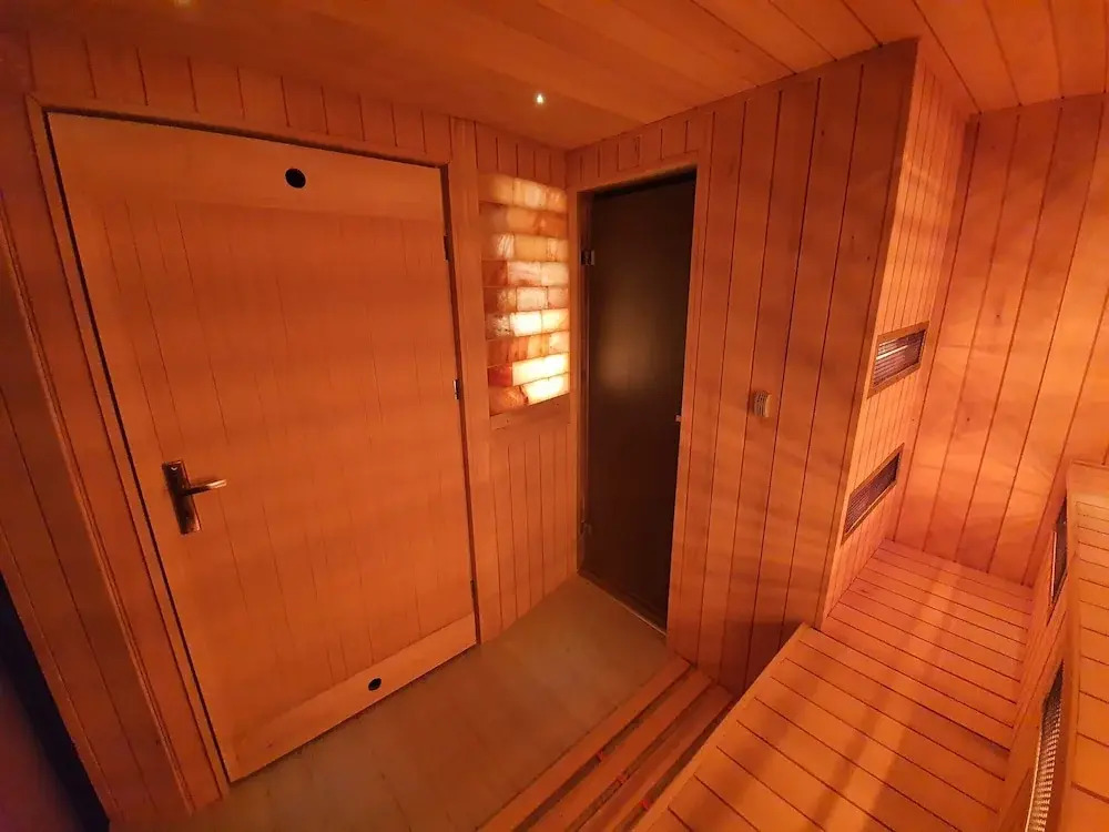 Giewont View Apartamenty z widokiem - Butikowe & Sauna, Jacuzzi, Basen - Grunwaldzka Krupówki Centrum Zakopane by RentiloPL