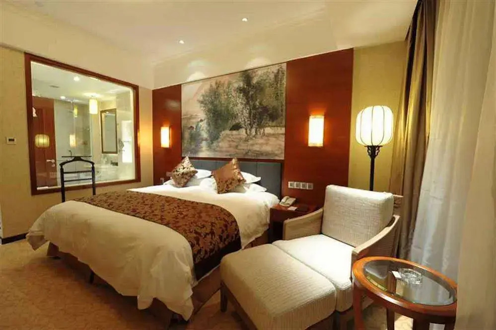 Gucun Park Hotel