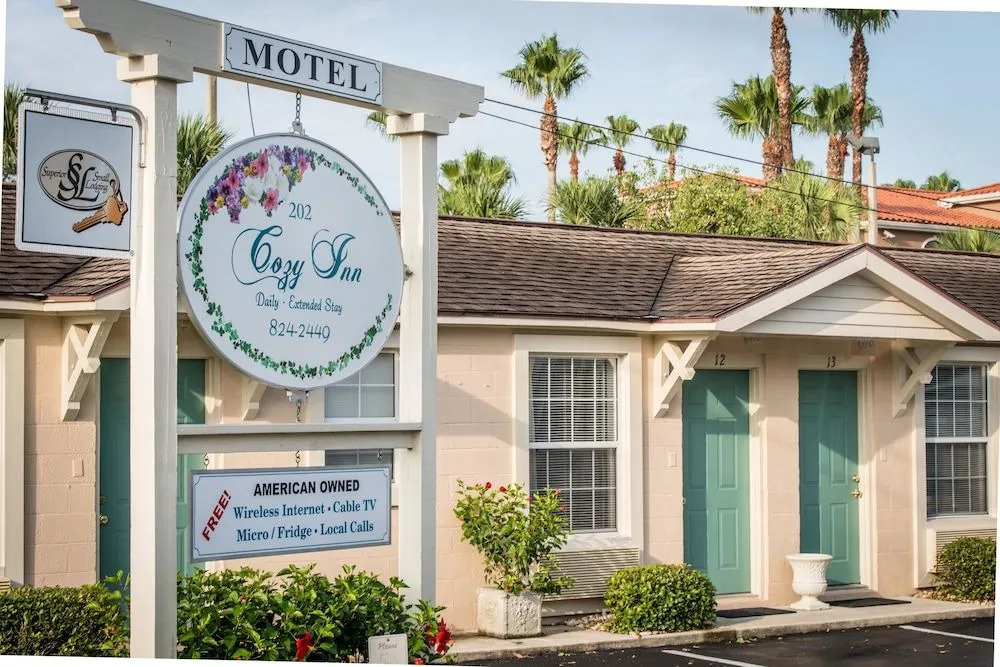 The Cozy Inn