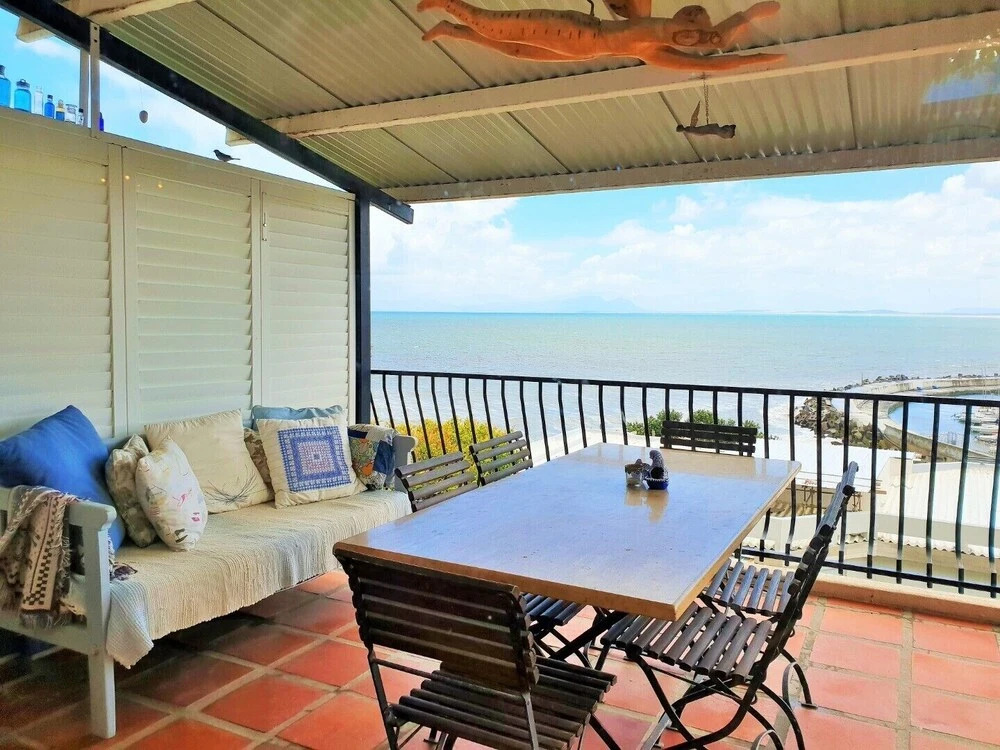 Cardamom House Sleeps 4