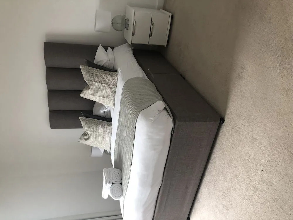 Town Apartment
