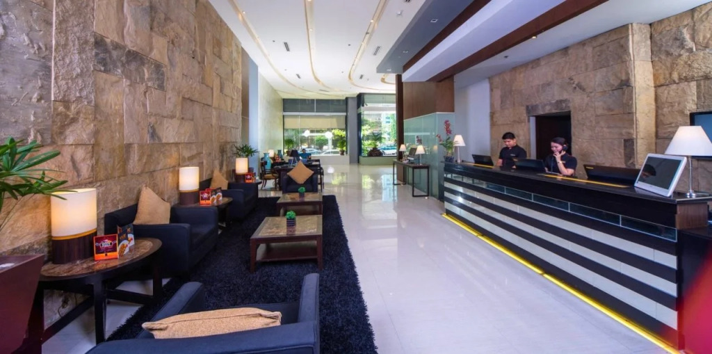 The B Hotel Alabang