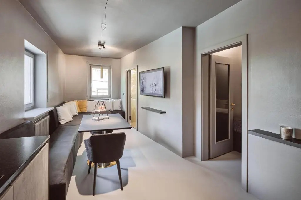 Stufels 7 Design Apartment with Brixen Card