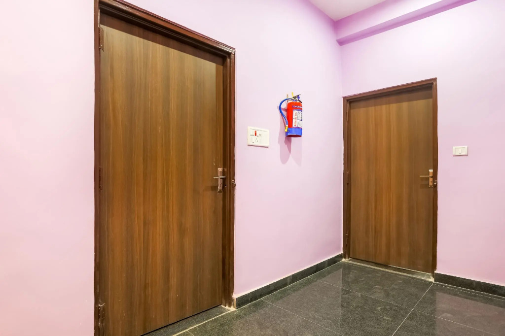 Super Hotel O Divine Paradise