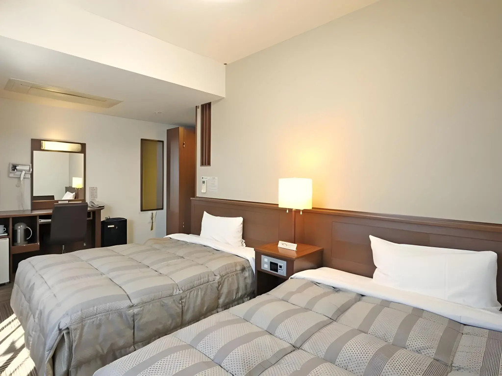 Hotel Route Inn Nanao Ekihigashi