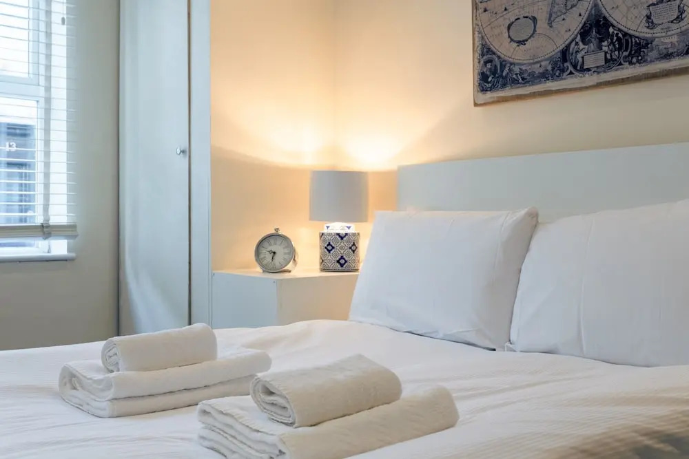 Stylish 4 Bedroom Property in East London
